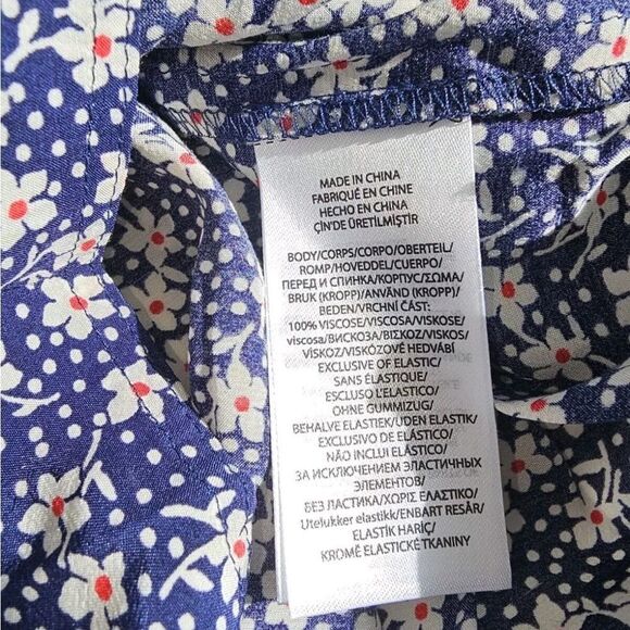 Polo Ralph Lauren Floral Long Sleeve viscose Romper, US2 - Picture 10 of 10